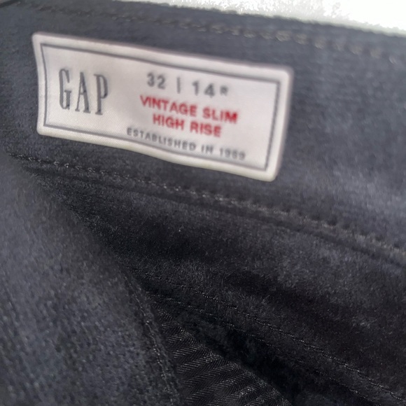 Woman’s Gap Faux leather vintage slim high rise pants. Size 32/ 14 Regular Black - Picture 10 of 14